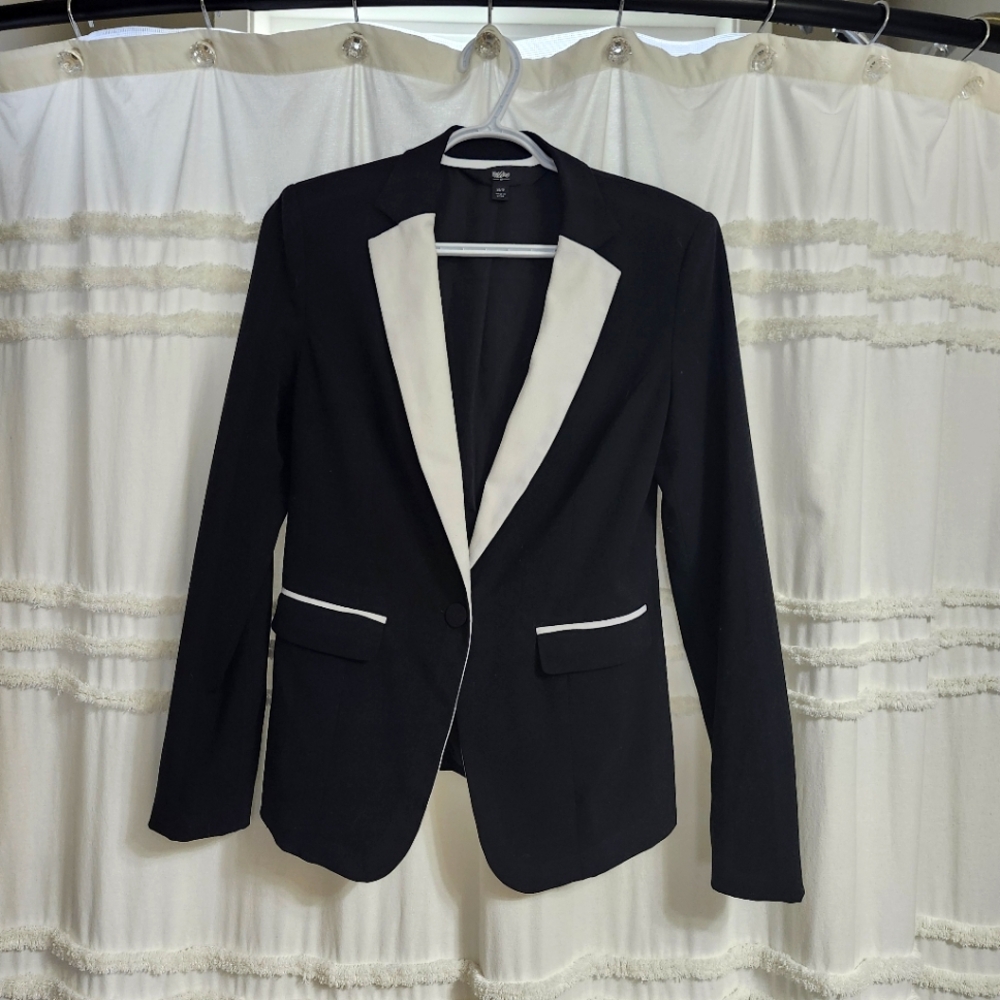 Gorgeous Tuxedo Look, Massimo Blazer. Size XS